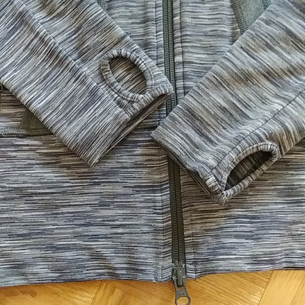 Lululemon Define track run Zip up hooded jacket sz 2 - Picture 11 of 16